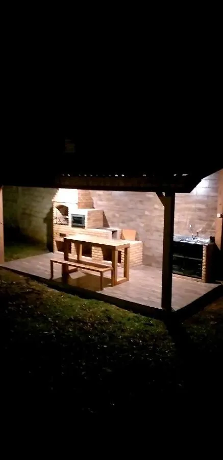 Holiday home Bosque Das Araucarias Campos do Jordao
